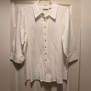 D & Co - White Button-Up Shirt